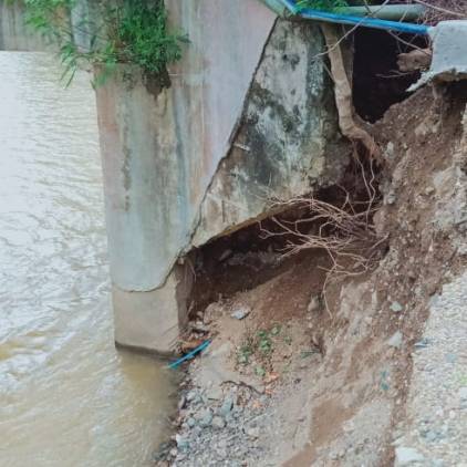 CuplikCom-Diguyur-Hujan-Sehati-Semalam-Jembatan-Banding-Agung-Way-Kerap-Nyaris-Putus -11122020201111-IMG_20201211_200140.jpg